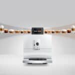 C9 Piano White met Hot Brew en Light Brew