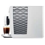 C9 Piano White zet verse koffie