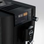 E6 Piano Black in strak design