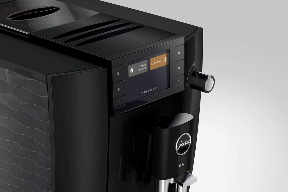 E6 Piano Black in strak design
