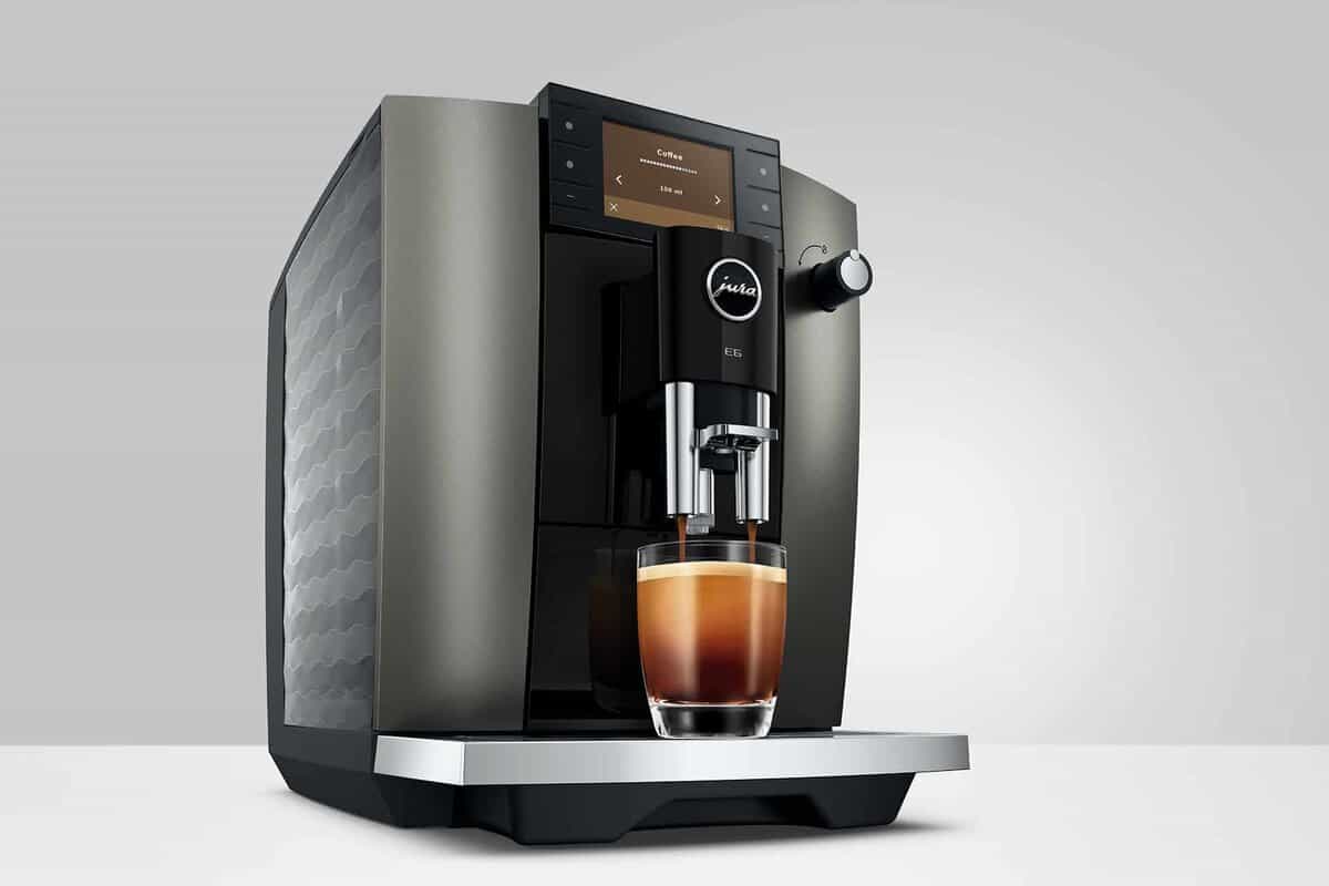 Light Brew koffie uit de E6 Dark Inox