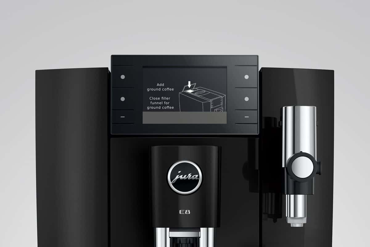 E8 Piano Black met keuze voor gemalen koffie